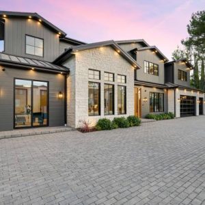 5 Bedroom Duplex House For Sale